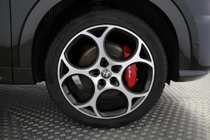 Fahrzeugbild ALFA ROMEO Tonale 1.3 Plug-in Hybrid Veloce Q4