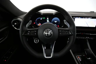 https://vehicle.imgix.net/4276289/84842e57-6bf1-4af9-8379-87dc315051d7.jpg