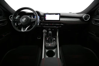 https://vehicle.imgix.net/4276289/da1ab921-2fcb-436d-9a4b-097ea2557909.jpg