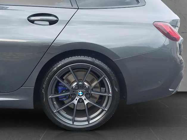 BMW M340i xDrive Touring