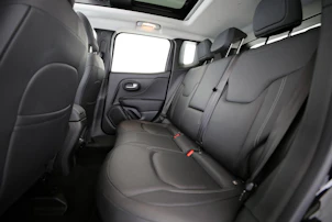 image du véhicule JEEP Renegade 1.3 Swiss Limited 4xe