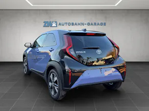 Toyota Aygo X 1.5 VVT-i HSD Trend
