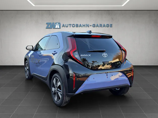Toyota Aygo X 1.5 VVT-i HSD Trend