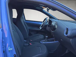 Toyota Aygo X 1.5 VVT-i HSD Trend