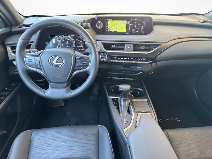 image du véhicule LEXUS UX