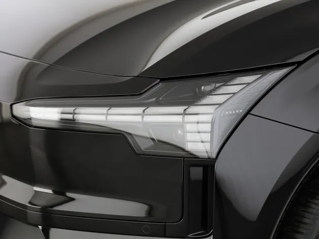 Volvo EX30 E60 Plus Swiss Black Edition