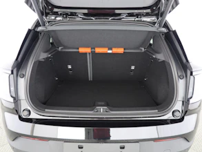 https://vehicle.imgix.net/4276391/e24a4d65-357f-4b91-b397-054f3b7ce8ba.jpg