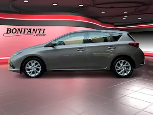 Toyota Auris 1.8 HSD Trend