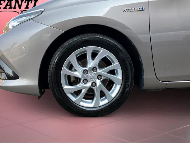 Toyota Auris 1.8 HSD Trend