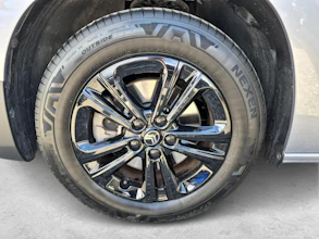 https://vehicle.imgix.net/4276403/34238522-d9c4-4f65-a9dc-133648df9d38.jpg