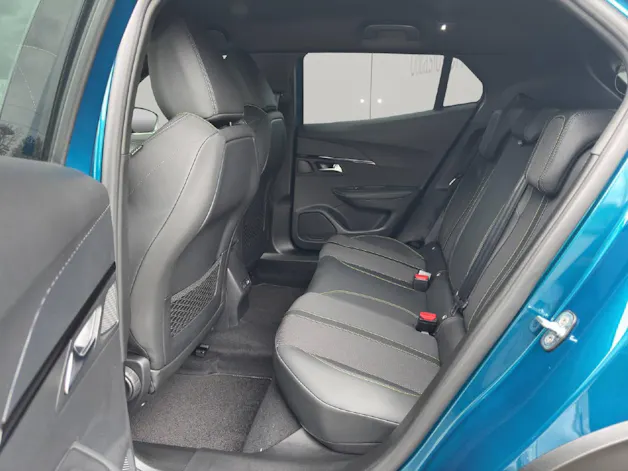 Peugeot 2008 1.2 Hybrid 145 GT