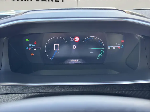 Peugeot 2008 1.2 Hybrid 145 GT