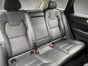 Volvo XC60 2.0 B4 MH Momentum AWD