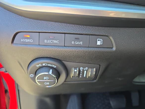 https://vehicle.imgix.net/4276448/41e8db3e-55d6-4a43-8e2b-5d6a8e27ba2f.jpg