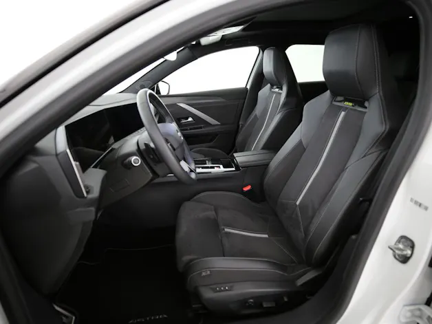 Opel Astra 1.6 T PHEV 225 GSe