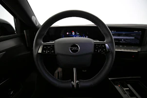 Fahrzeugbild OPEL Astra Sports Tourer 1.6 T PHEV 180 Swiss Plus