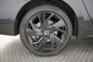 Fahrzeugbild OPEL Astra Sports Tourer 1.6 T PHEV 180 Swiss Plus