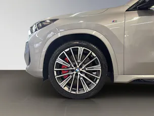 BMW X1 20d xDrive paddles