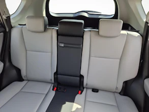https://vehicle.imgix.net/4276495/e2e4e888-de19-4ea2-b19f-13db27ee1983.jpg