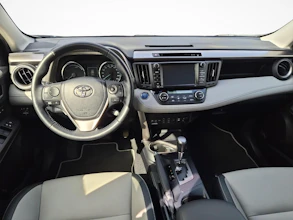https://vehicle.imgix.net/4276495/fca7ba2d-534b-4527-a50f-64c434635833.jpg