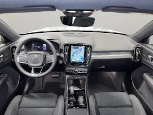 Volvo XC40 2.0 B4 MH Ultra Dark