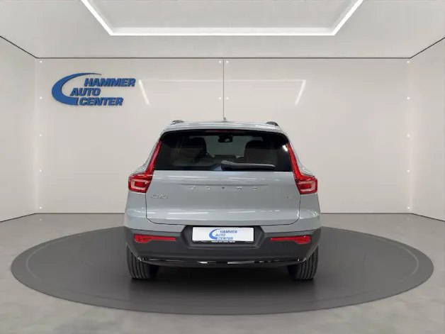 Volvo XC40 2.0 B4 MH Ultra Dark