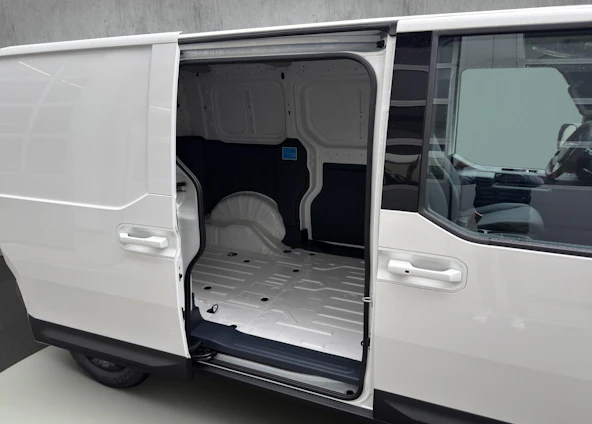 immagine del veicolo 10 immagine del veicolo 10