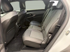 Fahrzeugbild PEUGEOT 5008 1.6 PHEV Allure