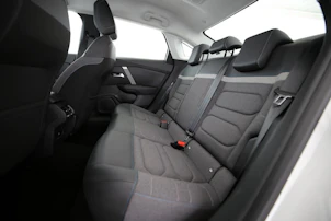 image du véhicule CITROEN C4 X 1.2 PureTech Swiss Edition