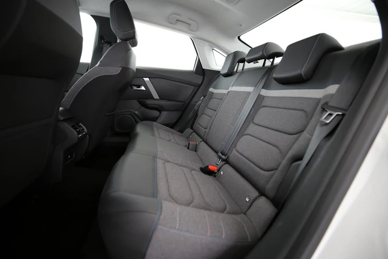 image du véhicule CITROEN C4
