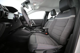https://vehicle.imgix.net/4276586/6454b22c-255b-49c9-a59f-ef08a341686f.jpg