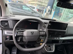 Peugeot e-Expert Kaw. Standard 75 kWh