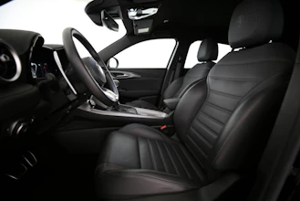 https://vehicle.imgix.net/4276615/f61c2ec0-d63c-46a5-b325-f097e6c621e5.jpg