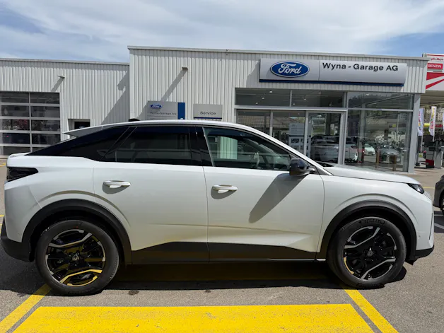 Peugeot 3008 e-Allure AWD
