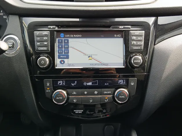 Nissan Qashqai 1.6 DIG-T 163 Acenta