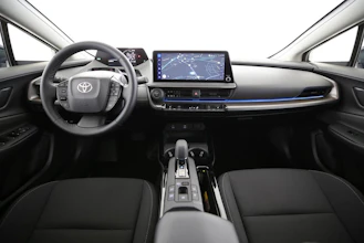 https://vehicle.imgix.net/4276698/014b1514-436c-4837-9c6d-6e95de165797.jpg