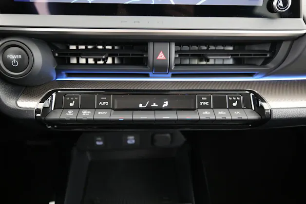 Toyota Prius 2.0 Plug-In-Hybrid Style