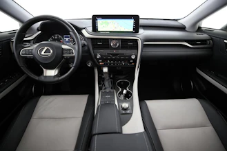 https://vehicle.imgix.net/4276707/daaaeb23-0eca-4a36-b0ec-926e1f8fcf4c.jpg