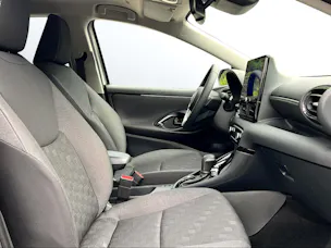 Toyota Yaris 1.5 VVT-i HSD Trend