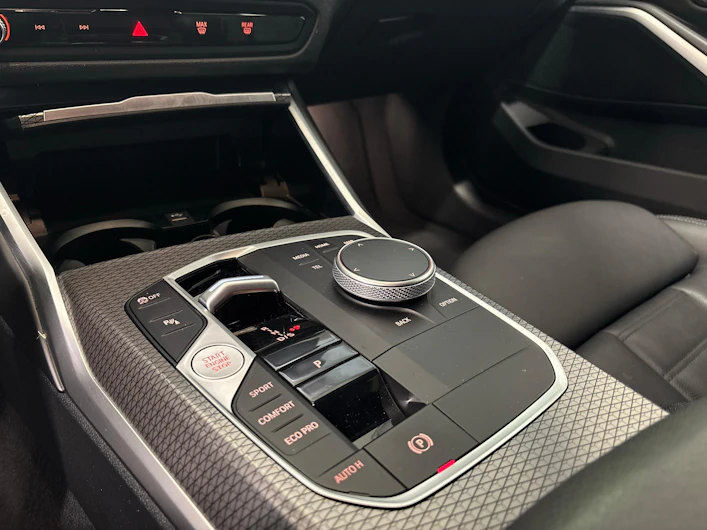 Fahrzeugbild BMW 3 SERIES