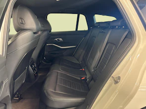 Fahrzeugbild BMW 320d xDrive Touring 48V M-Sport