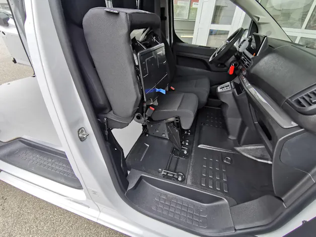 Citroën Jumpy Kaw. M 2.2 BlueHDi 150 First S/S