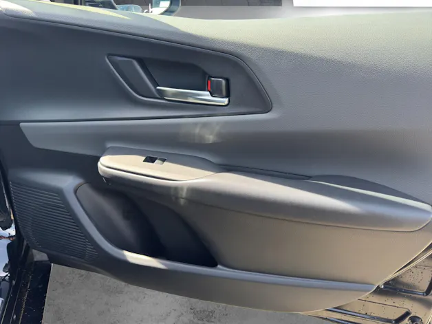 Toyota Prius 2.0 Plug-In-Hybrid Premium