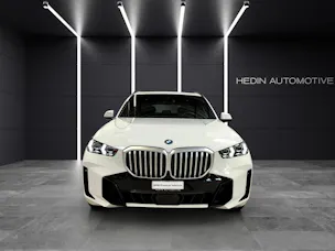 BMW X5 50e xDrive Attraktiven Leasingzinssatz ab 0,9 % bei Abschluss einer BMW Fahrzeugversicherung.