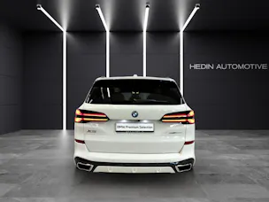 BMW X5 50e xDrive Attraktiven Leasingzinssatz ab 0,9 % bei Abschluss einer BMW Fahrzeugversicherung.