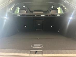 https://vehicle.imgix.net/4276910/385a5f0a-b408-4c7e-98c1-c9a40fe1627e.jpg