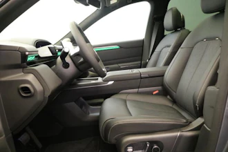 https://vehicle.imgix.net/4276952/2bc1b7b9-b7d8-4923-8a62-52f4b0b1e0ca.JPG