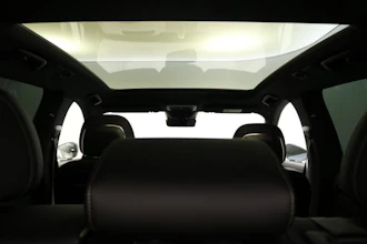 https://vehicle.imgix.net/4276952/8f4383d9-8b94-47f4-8d73-efbbf0ba923a.JPG