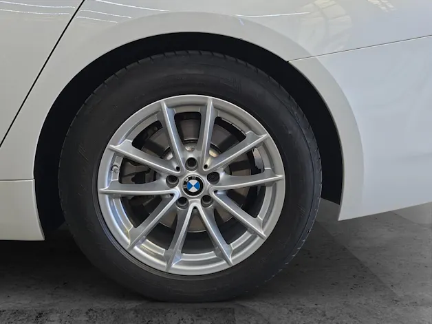 BMW 520d xDrive Touring