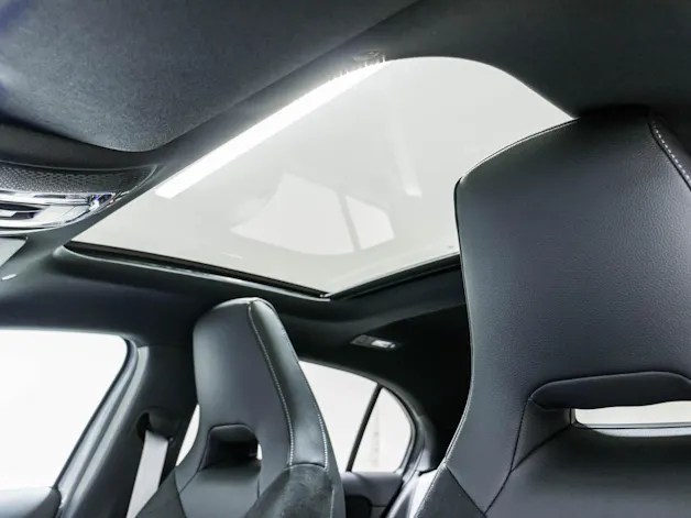Mercedes-Benz A 250 4MATIC